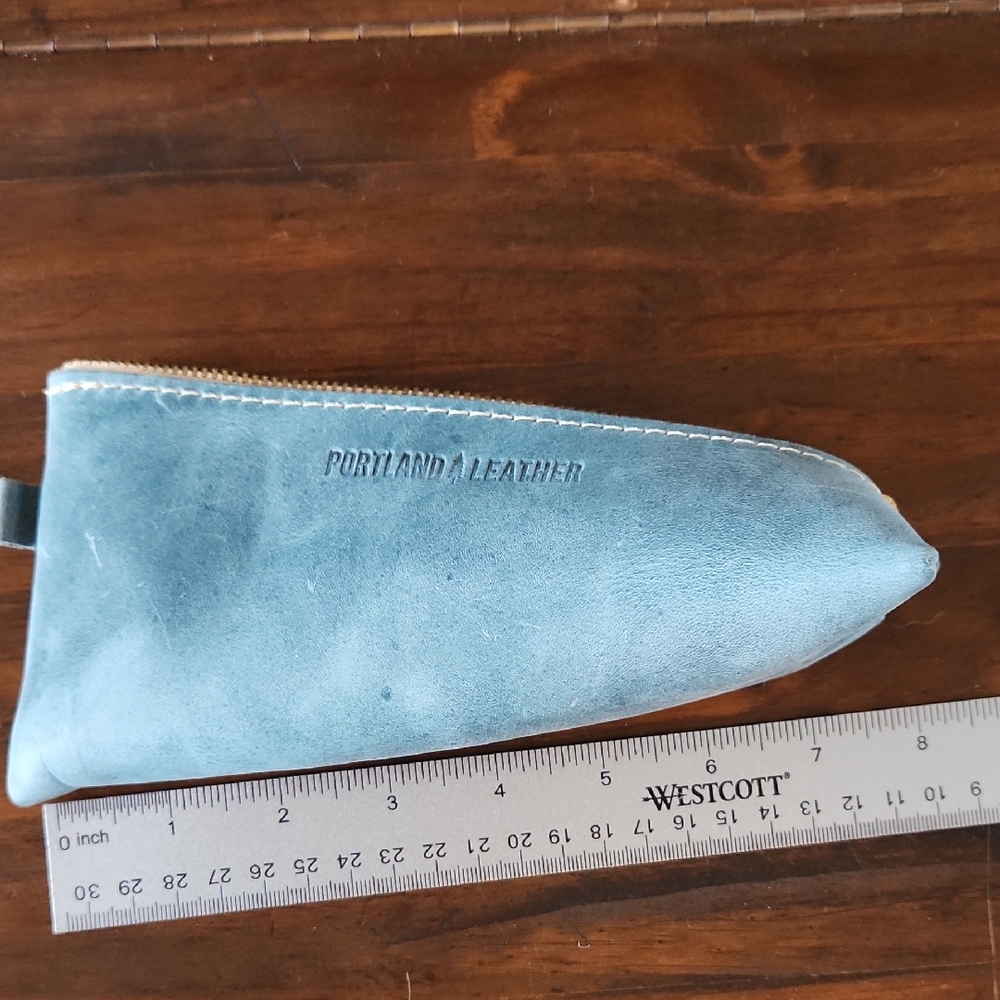 Portland Leather Alpine Aqua Pouch